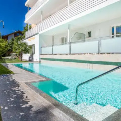 Отель Boutique Hotel Jardis Италия, Лана - отзывы, цены и фото номеров - забронировать отель Boutique Hotel Jardis онлайн бассейн фото 3