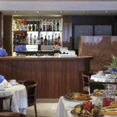 Suite Hotel Parioli гостиничный бар