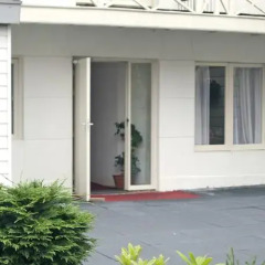 Hotel Allure парковка