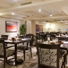 Отель International Hotel Calgary Канада, Калгари - отзывы, цены и фото номеров - забронировать отель International Hotel Calgary онлайн питание фото 3