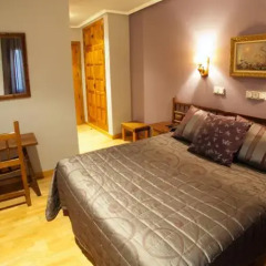 Отель Hostal Gran Duque Боойо комната для гостей фото 5