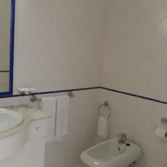 Отель Apartamentos Turisticos Algarve Mor Португалия, Портимао - отзывы, цены и фото номеров - забронировать отель Apartamentos Turisticos Algarve Mor онлайн ванная фото 2