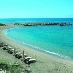 Alexander The Great Beach Hotel пляж