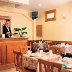 Hotel Kriss питание