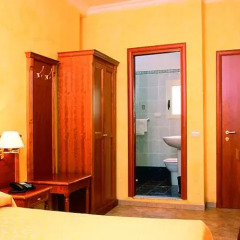 Hotel Kriss комната для гостей