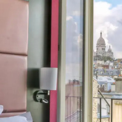 Отель Ibis Styles Pigalle Montmartre Париж балкон