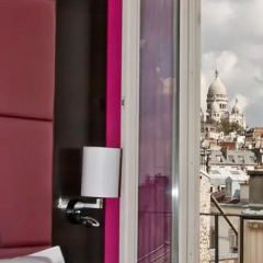 Отель Ibis Styles Pigalle Montmartre Париж в номере