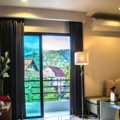 Апартаменты Byg Boutique Service Apartment At Kamala комната для гостей фото 3