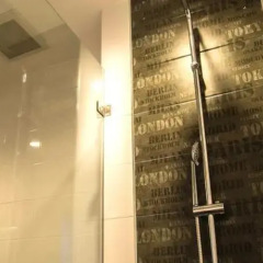 Апартаменты Byg Boutique Service Apartment At Kamala ванная фото 2