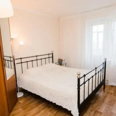 Apart-Hotel Home Hotel na 70 let Oktyabrya комната для гостей фото 4