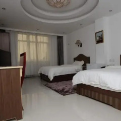 Sun Shine Hotel комната для гостей фото 5