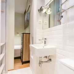 Отель Chic Rentals Museo Reina Sofía Испания, Мадрид - отзывы, цены и фото номеров - забронировать отель Chic Rentals Museo Reina Sofía онлайн ванная