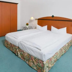 Отель Artis Suite Hotel Германия, Дрезден - отзывы, цены и фото номеров - забронировать отель Artis Suite Hotel онлайн комната для гостей фото 3