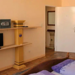 Bear Inn Hostel y Appartment удобства в номере