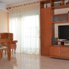 Отель Los Pinares Seaview Apartments Испания, Бланес - отзывы, цены и фото номеров - забронировать отель Los Pinares Seaview Apartments онлайн комната для гостей фото 3