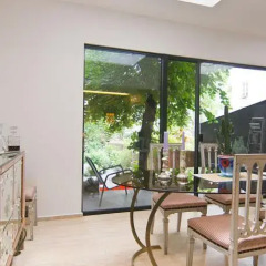 Отель Studios Paris Bed & Breakfast Le Jardin de Montmartre Париж детские мероприятия фото 2
