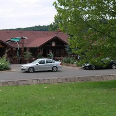 Petnehazy Club Hotel Superior парковка
