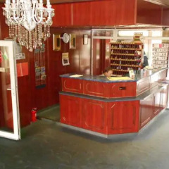 Hotel Seni Studium гостиничный бар