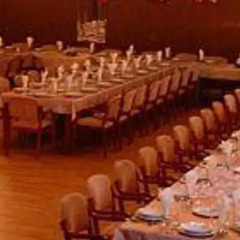 Hotel Seni Studium