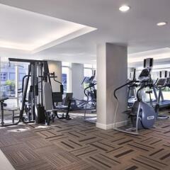 Отель The Fairmont Waterfront Канада, Ванкувер - отзывы, цены и фото номеров - забронировать отель The Fairmont Waterfront онлайн фитнесс-зал фото 4