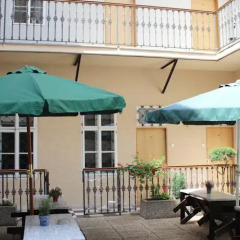 Апартаменты Alice Apartment House бассейн фото 3