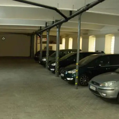 Adeba Hotel парковка