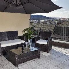 Hotel Apartments Wenceslas Square бассейн