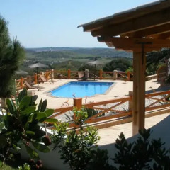 Отель Monte da Bravura Green Resort бассейн