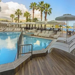 Poseidon Hotel - Adults Only бассейн фото 4