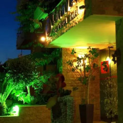 Caravel Apartment Hotel развлечения