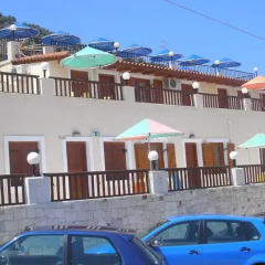 Bella Vista Hotel Apartments парковка