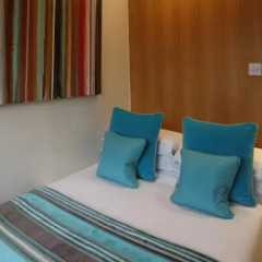 Mayflower Hotel and Apartments Лондон сейф в номере