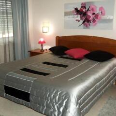 Hotel Neptuno сейф в номере