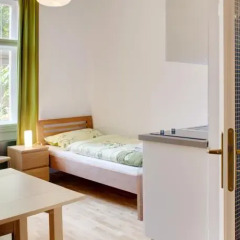 Отель Cozy Studios in the Old Town балкон