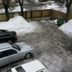 Vabriku Hostel парковка