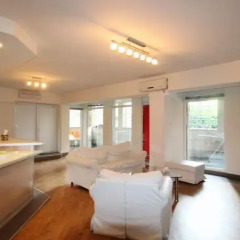 Апартаменты Yerevan Apartment on Pushkin Street 43 комната для гостей