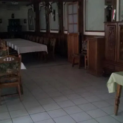 Marianna Center Hotel Etterem гостиничный бар