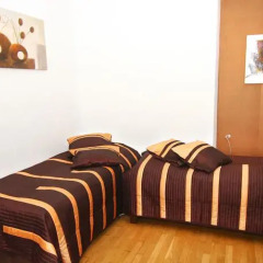 Отель Taurus 4