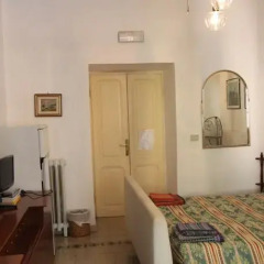 Отель Da Alessia Per Dormire Al Coppedé комната для гостей фото 5