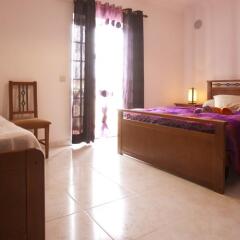 Отель Surf Yoga Ericeira Guest House комната для гостей фото 2