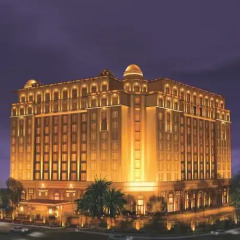 Отель The Leela Palace New Delhi Нью-Дели вид на фасад фото 2