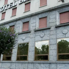 Hotel Bristol вид на фасад фото 2
