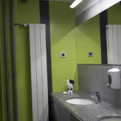 Отель Marshall Downtown Apartment Сербия, Белград - отзывы, цены и фото номеров - забронировать отель Marshall Downtown Apartment онлайн ванная фото 2