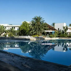 Отель Club Giardini d'Oriente Village Нова-Сири бассейн фото 3