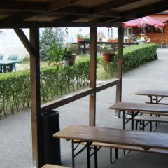 Отель Williams Village Bowling & Country Club