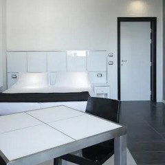 Atmosphere Suite Hotel спа