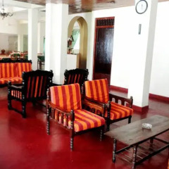 Отель Star Holiday Resort Шри-Ланка, Хиккадува - 2 отзыва об отеле, цены и фото номеров - забронировать отель Star Holiday Resort онлайн интерьер отеля фото 3