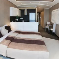 Апартаменты VIP Apartment комната для гостей