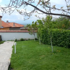 Отель Villa Mirlevi Казанлак фото 3