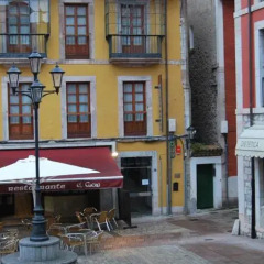 Отель Apartamentos Plaza Mayor